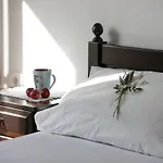 Athina Villa Ambrami