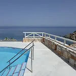 Villa Athina *