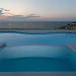 Athina Villa Ambrami