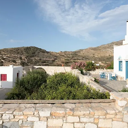 Athina Villa Ambrami